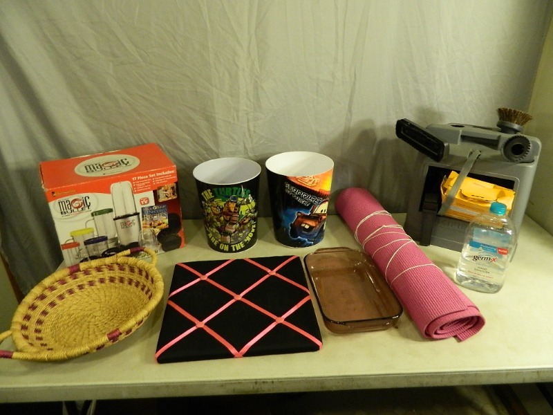 lot 94 image: Magic Bullet, Yoga Mat, Pyrex, and More