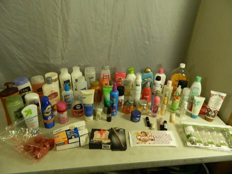 lot 112 image: Soaps, Lotions, Shampoos, Personal Products, Etc
