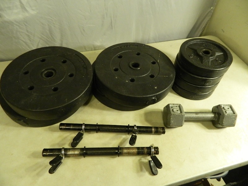 lot 121 image: Weights