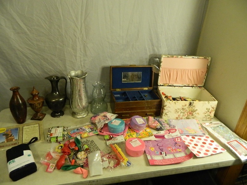 lot 134 image: Sewing Items, Wood Jewelry Box, and More