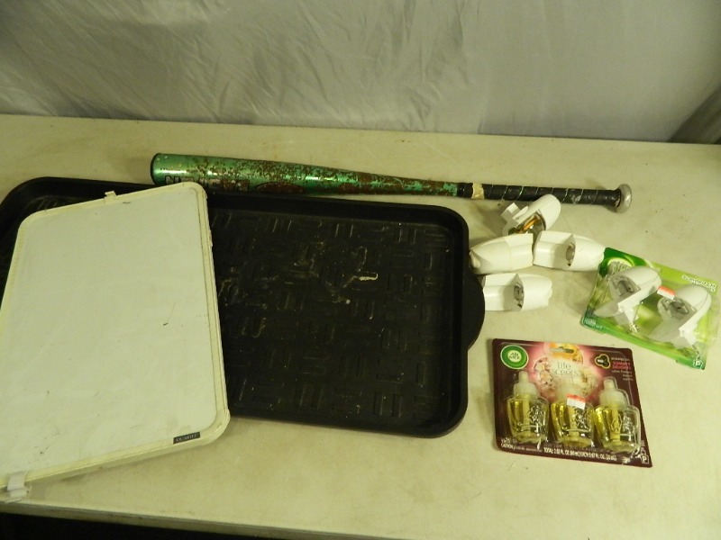lot 139 image: New Airwick Scents, Boot Tray, Bat, Etc