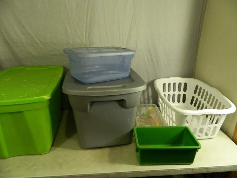 lot 141 image: Totes, Laundry Basket, Etc