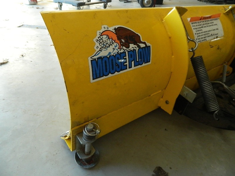 Moose ATV Snow Plow Snowblowers, TV's, Tools, Electronics, Household
