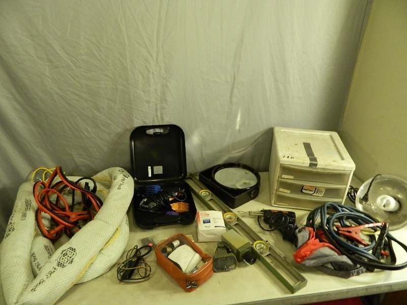 lot 161 image: Oil Spill Sponge, Clipper Set, and More