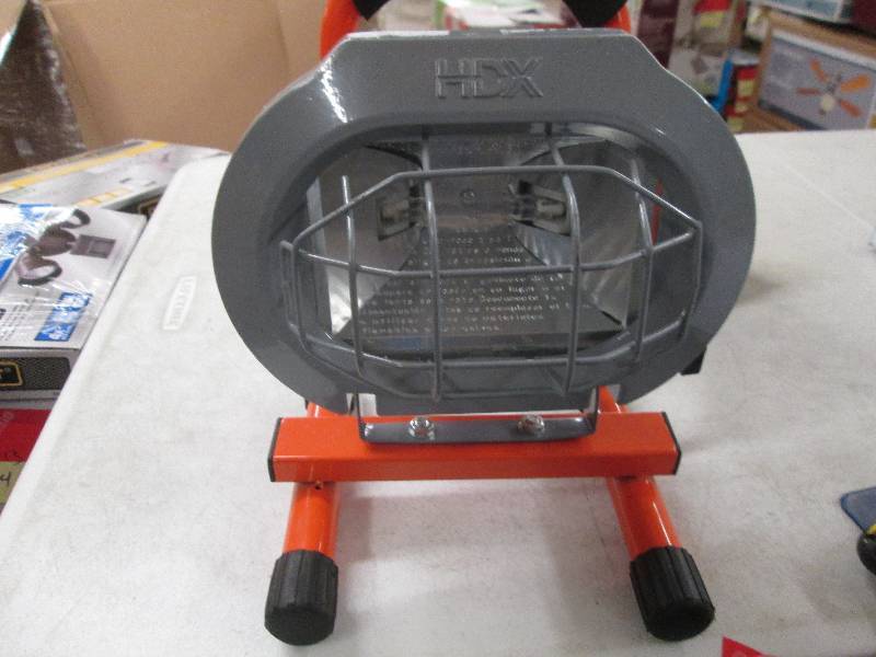 lot 298 image: HDX work light tested and works ...