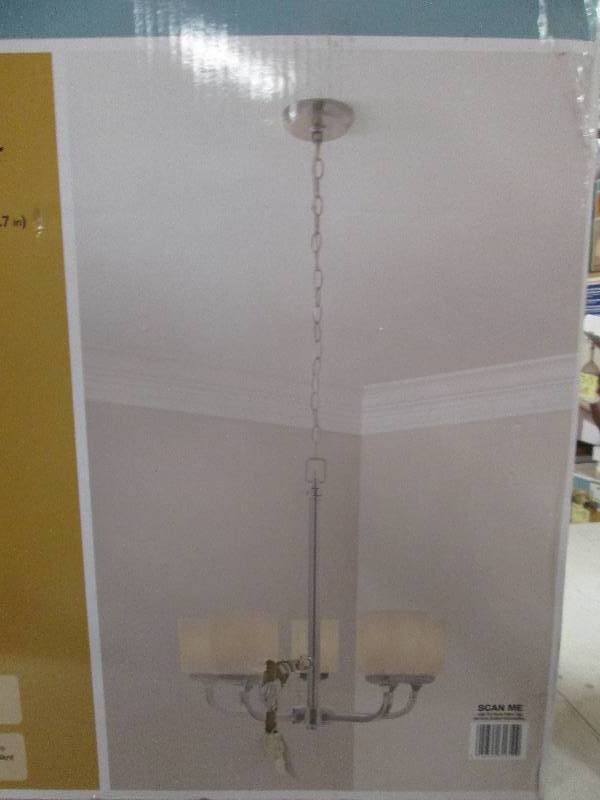 lot 336 image: Hampton Bay 5-light chandelier brus...