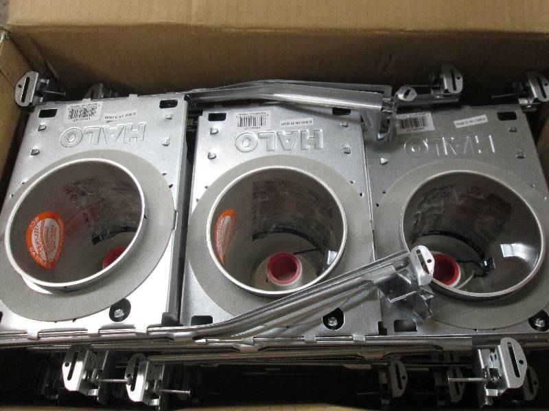 lot 341 image: Halo 6 pack of 4 inch recessed ligh...