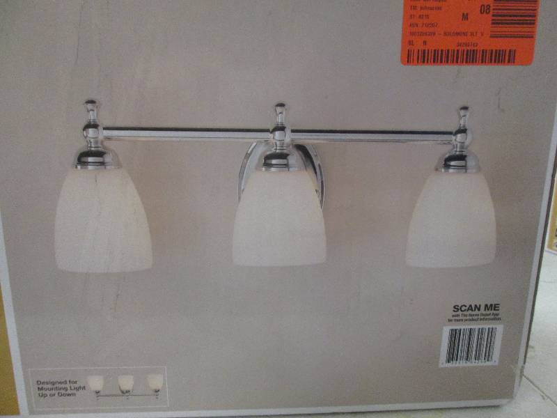 lot 347 image: Hampton Bay 3-light vanity fixture ...