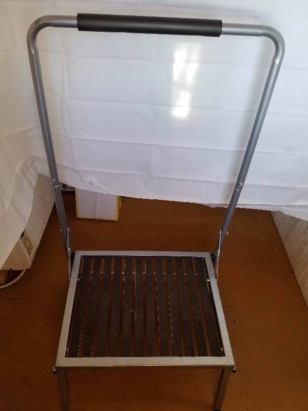 Folding step stool