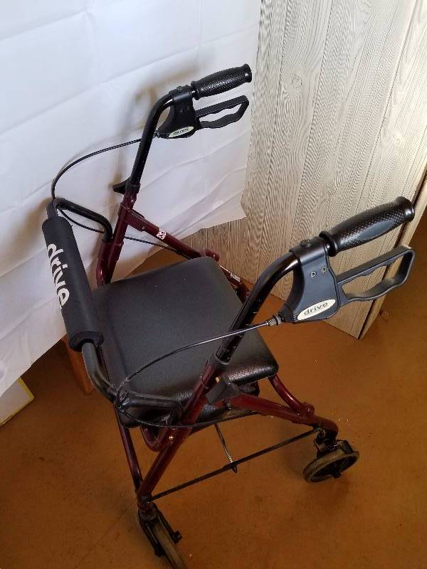 Folding 4 wheel walker