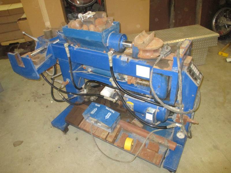 lot 3 image: Exhaust Tubing Bender