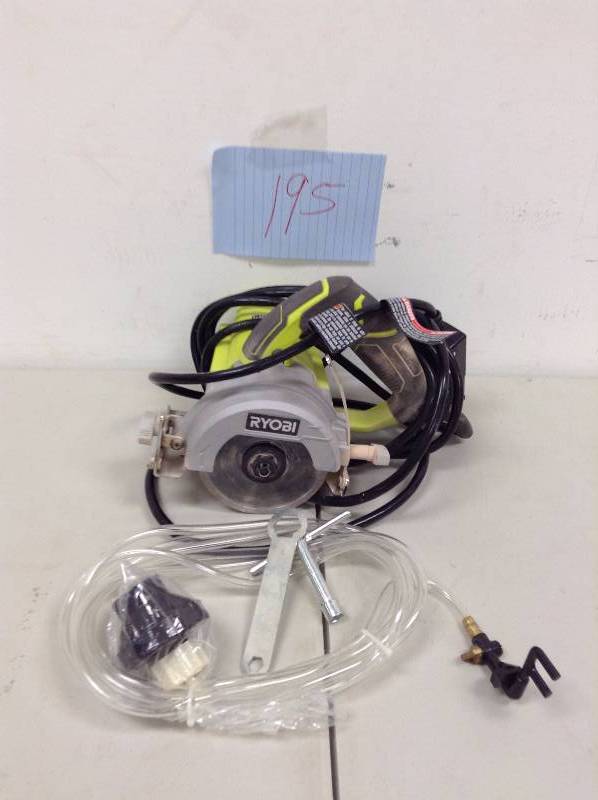 lot 195 image: Ridgid 4 Hand Held Tile Saw used in working Condition