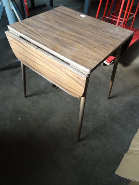 lot 93 image: Metal Framed Table with Drop Down Sides