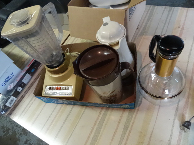 lot 139 image: Coffee Carafe, Insulated Coffee Server,