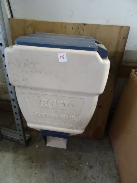 lot 176 image: Wall Mount Blitz Pour N Store Dog Food