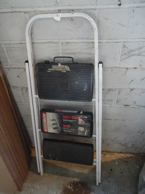 lot 181 image: Skinny Mini Folding Stool 3 Step