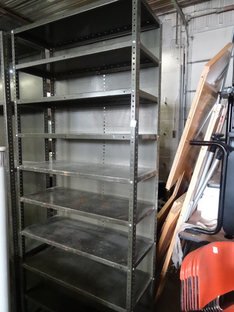 lot 5 image: Metal Shelving Unit 36 X 15 X 87