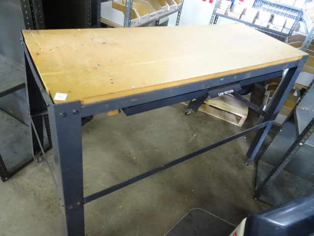 lot 10 image: Metal Framed Work Station on Wheels