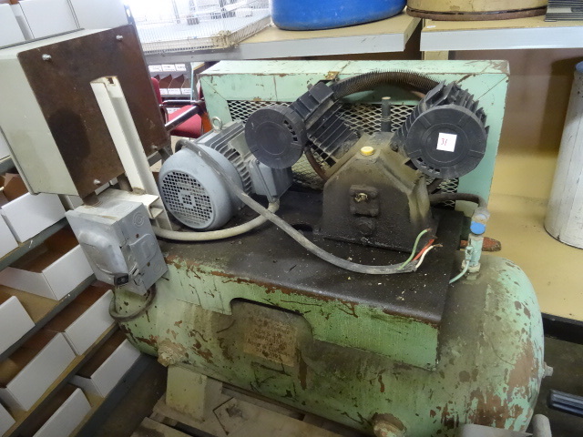 lot 31 image: Air Compressor 230460 3 Phase