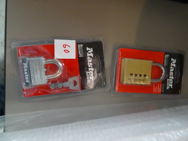 lot 60 image: 2 Master Locks
