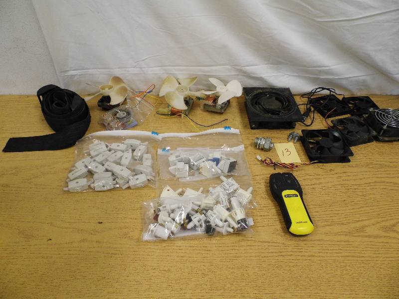 lot 13 image: Assorted Switches & Fans