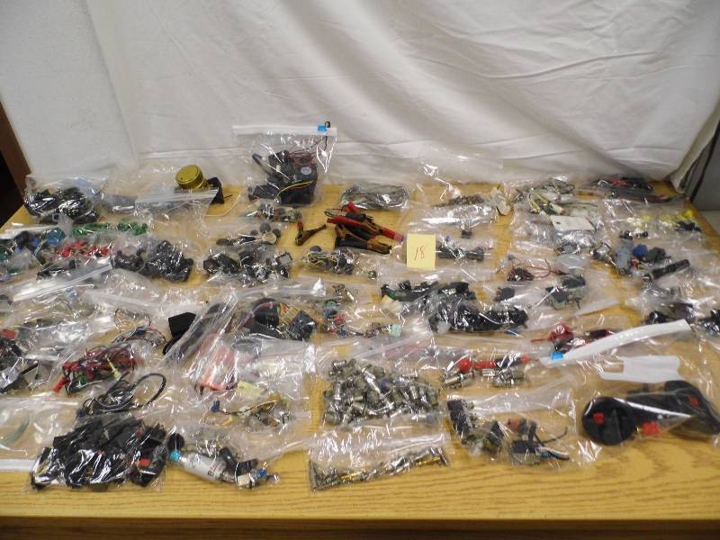 lot 18 image: Misc Electrical & Computer Parts