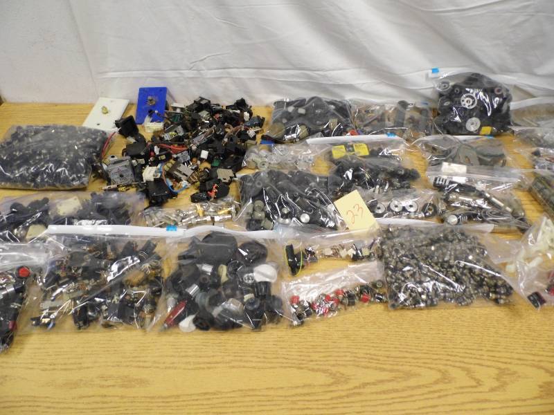 lot 23 image: Misc Electrical & Computer Parts