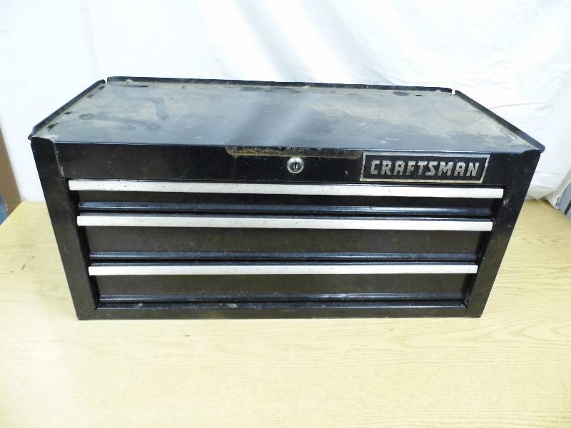 lot 73 image: Craftsman Toolbox