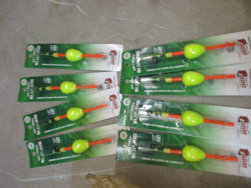 lot 13 image: 8-slip rig bobbers