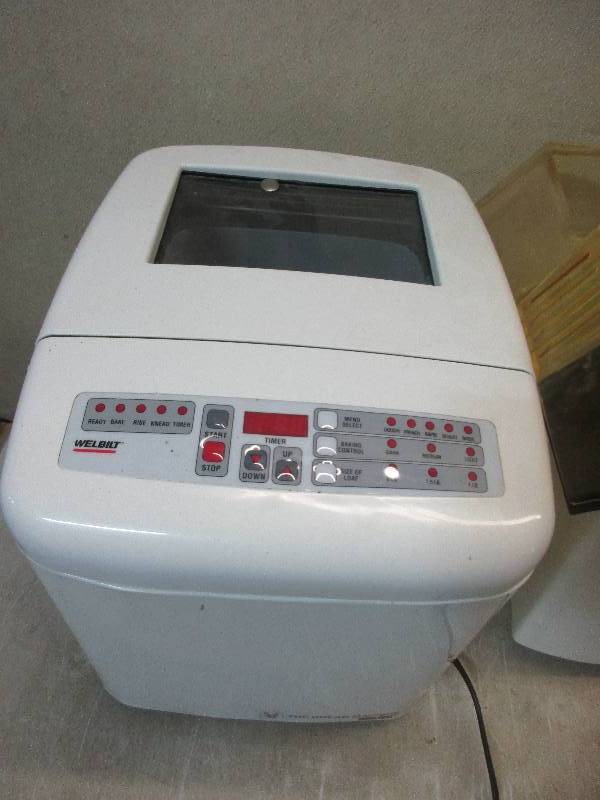 lot 60 image: bread maker  ice cream maker  popcorn popper boot warmer