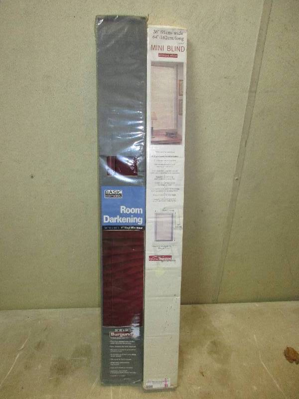 lot 72 image: 2 - 36x64 inch mini blinds