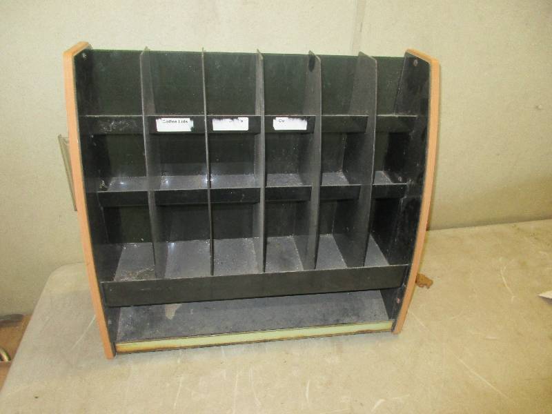 lot 75 image: organizer