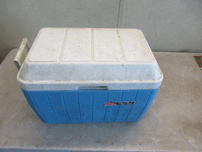 lot 110 image: Coleman cooler and thermos water jug