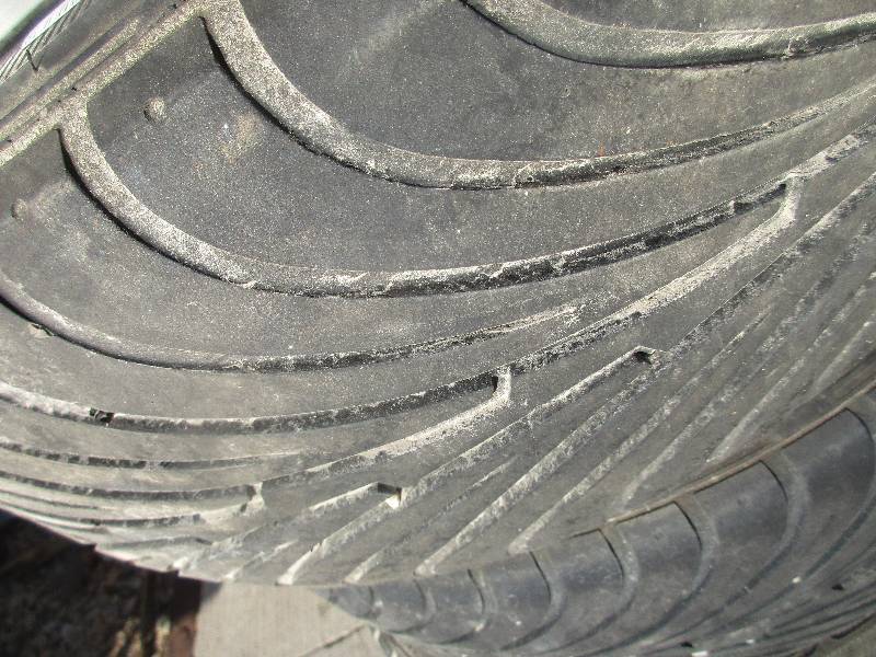 lot 119 image: Nexen 22560 R 16