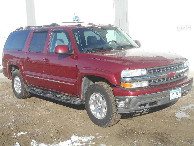 2004 Chevrolet Suburban LT