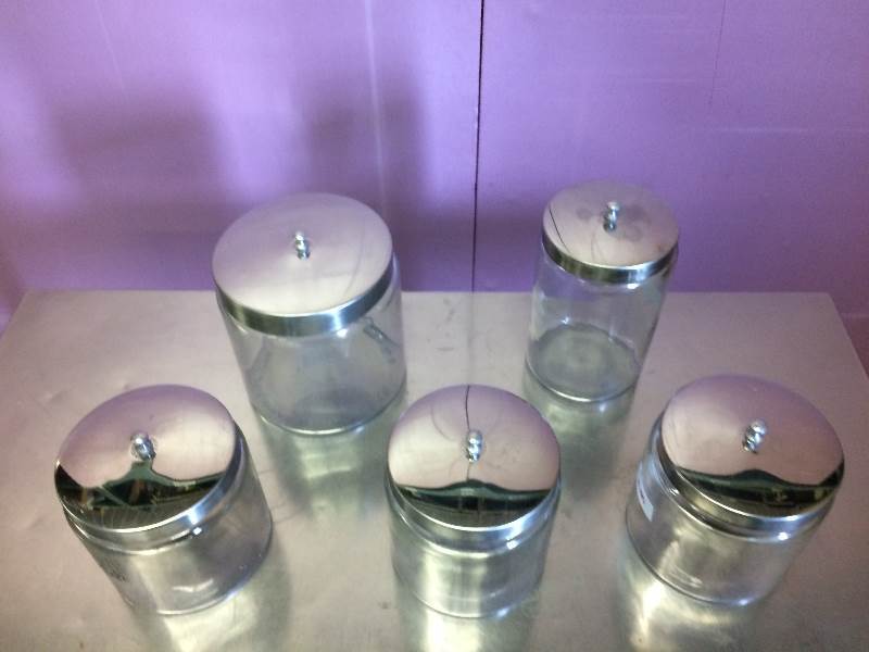 lot 9 image: 5 X Glass Storage Containers - Excellent Condition - Clear