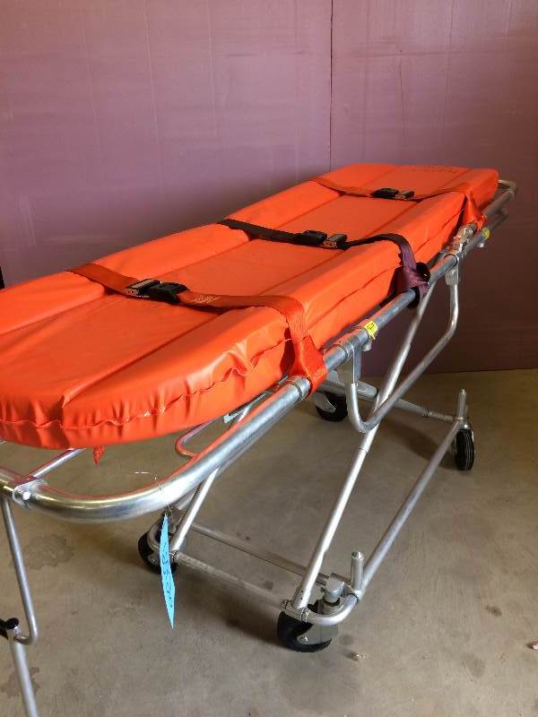 Retails New 4600 Ferno Medical Clinic Nursing Home Ambulance Mobile X