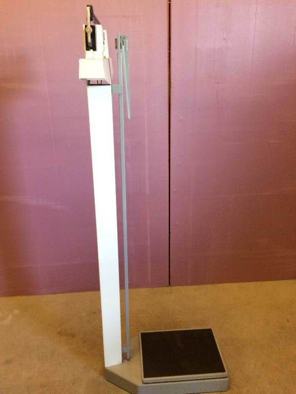 lot 33 image: Retails New $230 Detecto 449 Physician Mechanical Beam Scale w Height Rod - Excellent Condition