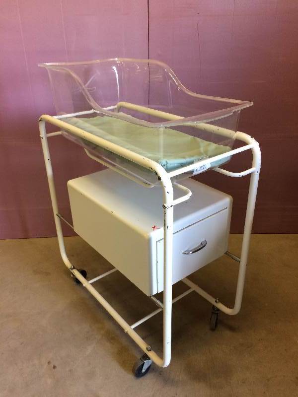 Medical Center Hospital Pediatrics Baby Bassinet Crib with Removable Pad Metal Frame Rolling Cart With Drawer - Plastic Lexon Cradle & Pad Excellent - Frame needs repainting.