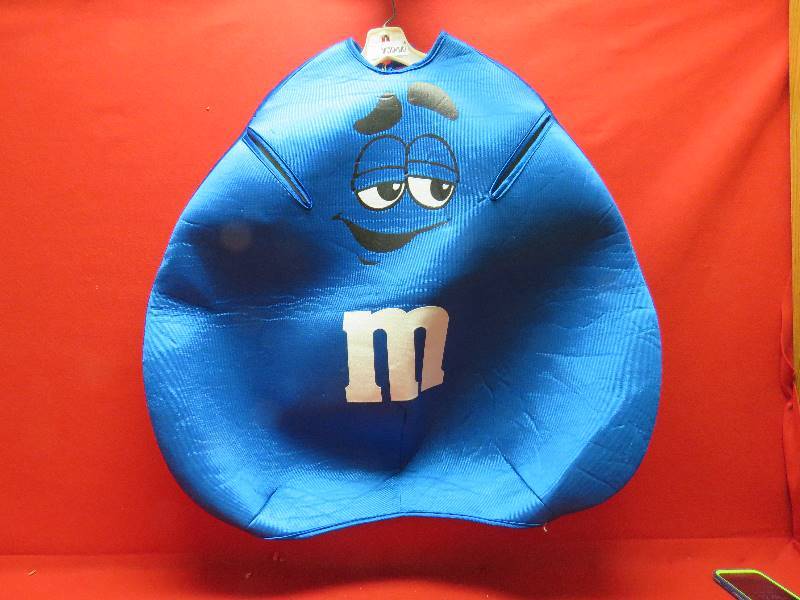 lot 16 image: M&M Blue Halloween Costume