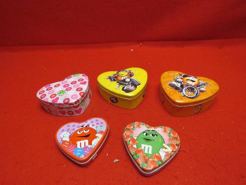 lot 18 image: M&M Collectible Tins
