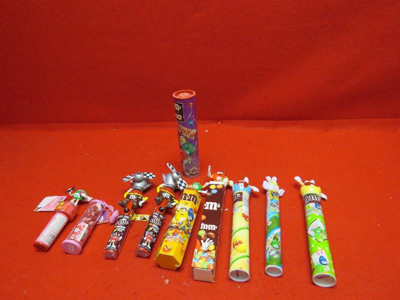 lot 40 image: M&M Collectibles