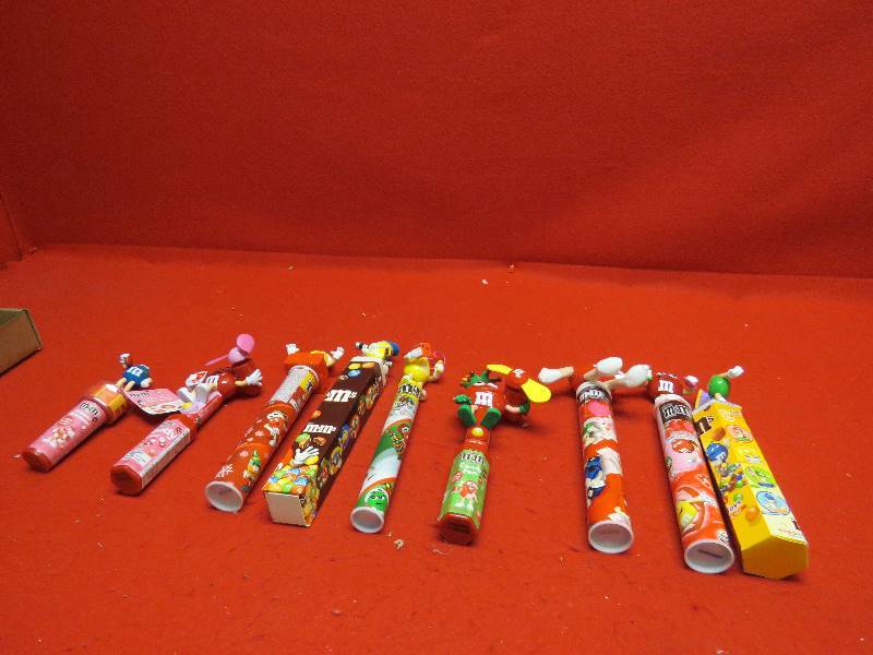 lot 41 image: M&M Collectibles