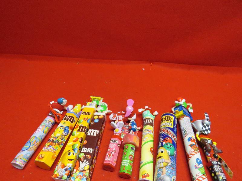 lot 43 image: M&M Collectibles