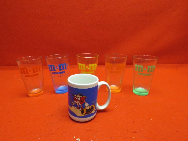 lot 45 image: M&M Collectible M&M World Las Vegas