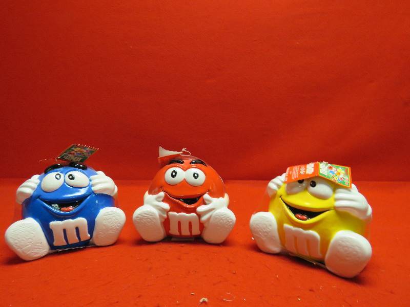 lot 57 image: M&M Collectible Cookie Jars