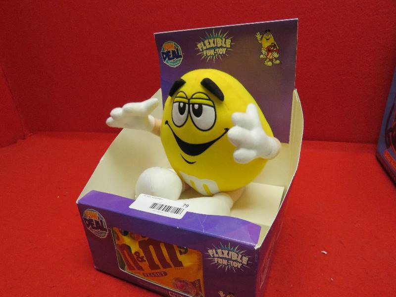 lot 79 image: Collectible M&M Flexible Fun Toy