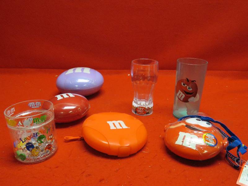 lot 112 image: M&M Collectibles