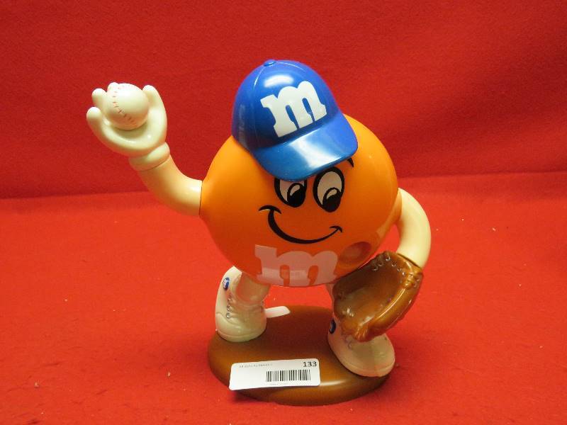 Automatic M&M's Dispenser 