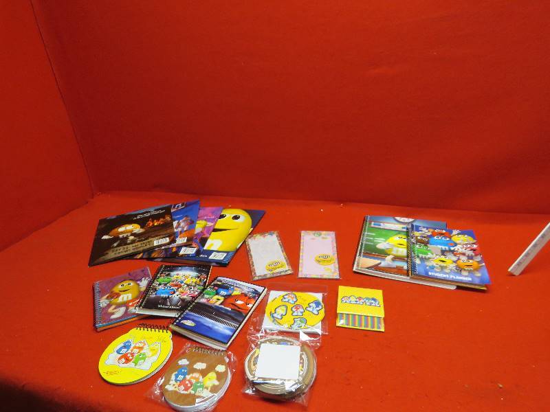 lot 147 image: M&M Collectibles